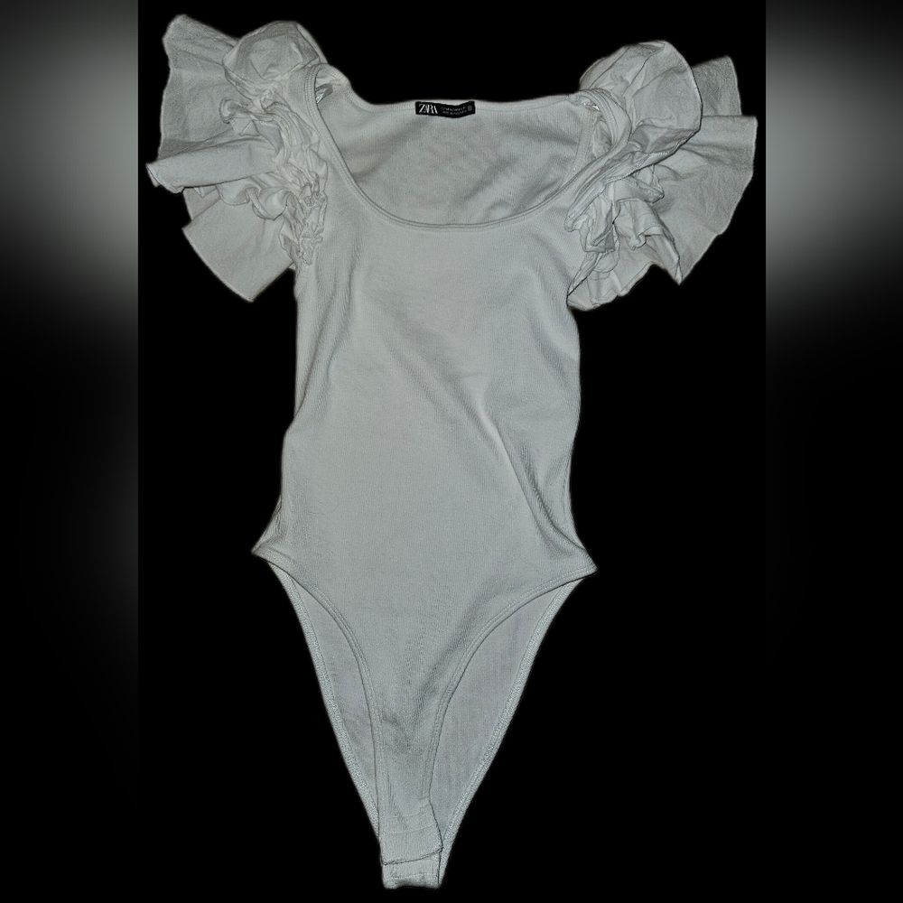Zara White Ruffle Sleeve Bodysuit M